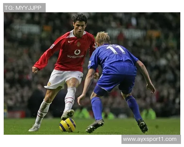 切尔西03年有机会以几百万签下C罗曼联随后花1150万欧成功引进