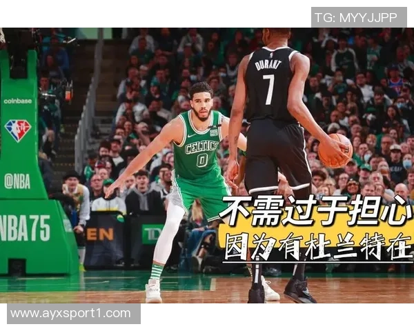 布朗强调需持续为A西蒙斯创造进攻空间其适应替补角色表现出色